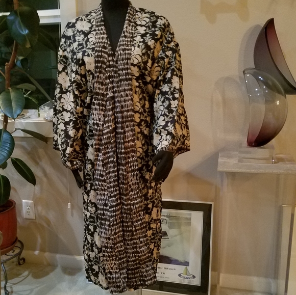 Free People Reversible Luxe Rumi Relaxed Cut Midi Kimono LAST ONE Size Small NWT - Picture 8 of 15